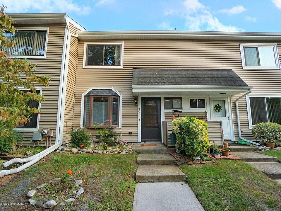 1st image of 10 Wirt Ave