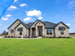 212 Slimp Blf, Azle, TX 76020