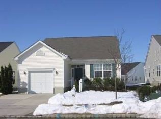 5 Fairfield Dr, Westampton, NJ 08060