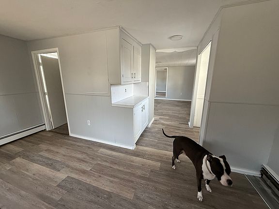 5th image of 202 Webster St #B