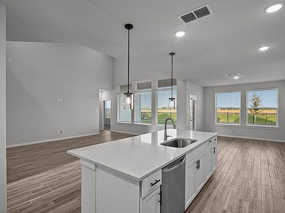 The Sagebrook - Kitchen