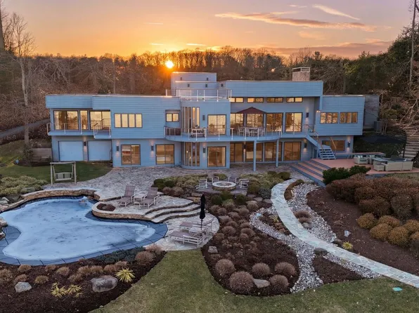 1305 Eva Gude Dr, Crownsville, MD 21032