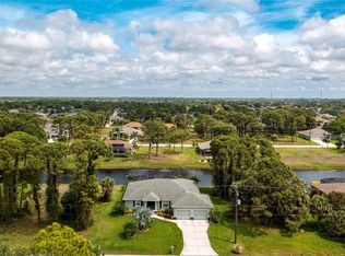 43 Tournament Rd, Rotonda West, FL 33947