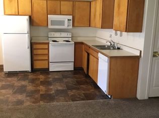 737 S Jackson St #11, Red Bluff, CA 96080