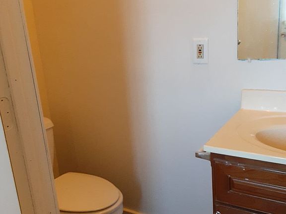 4th image of 515 S Michigan Ave #1