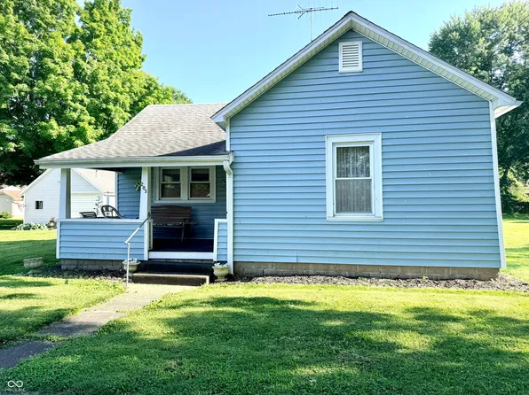 205 W Walnut St, Waynetown, IN 47990