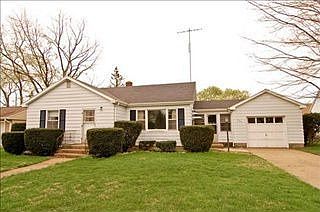1st image of 204 Paw Paw St