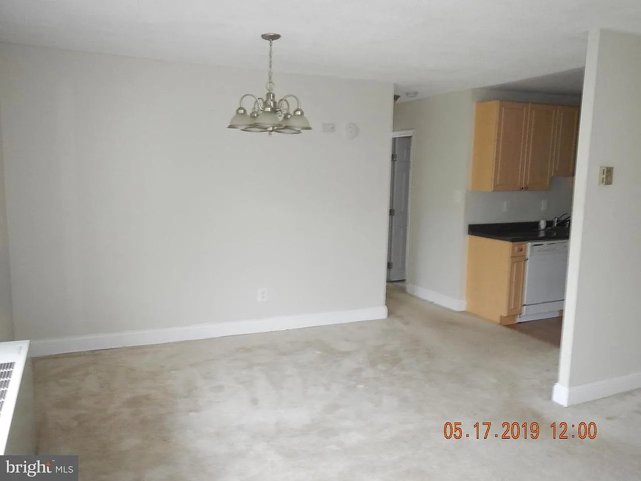 1 bed, 740 sqft, $1,500 — Photo 4