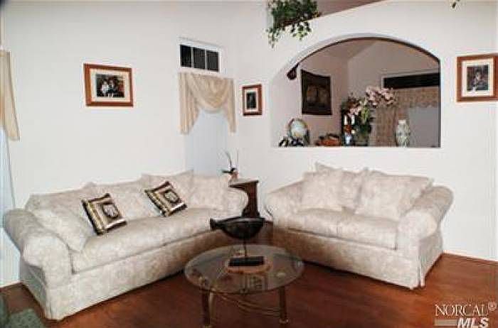 2nd image of 4886 Summer Grove Dr