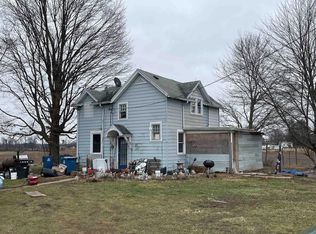 664 Oak Rd, Lakeville, IN 46536