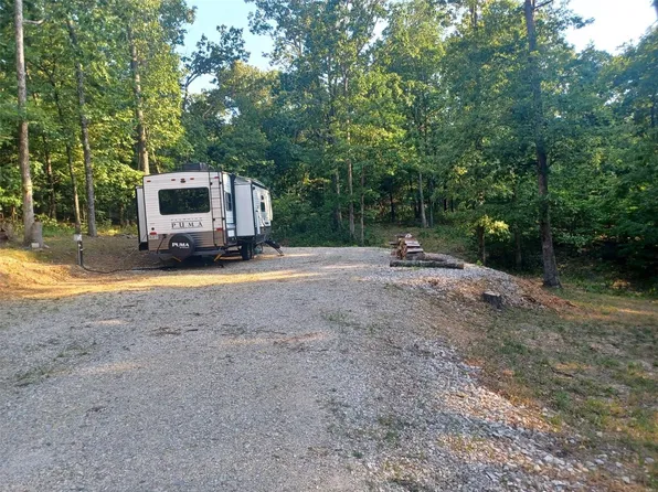 5117 Big Dipper Dr, Perryville, MO 63775