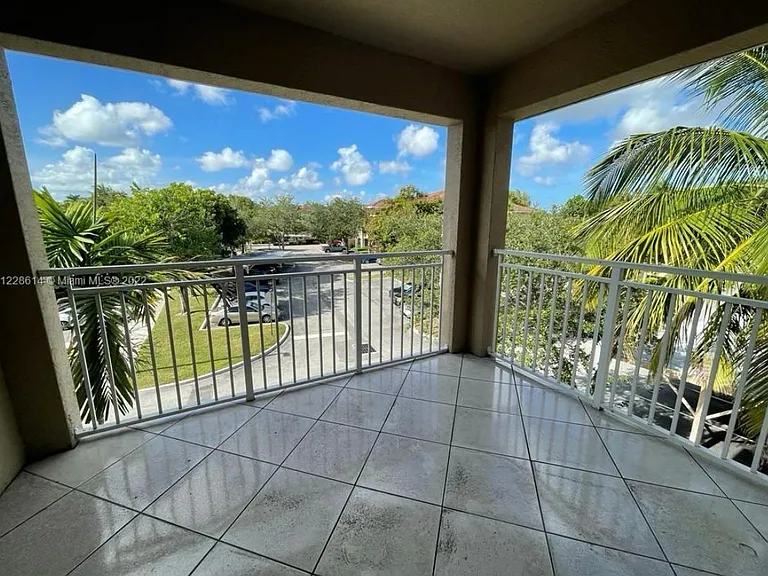 6418 Emerald Dunes Dr #301 — Photo 17
