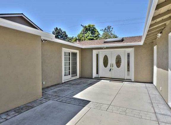 3rd image of 1009 Rubis Dr