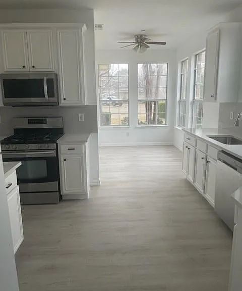 9916 Dryden Ln — Photo 8