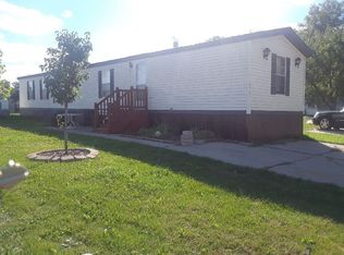 43604 Teal Cir, Clinton Township, MI