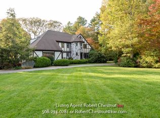 935 Walnut Plain Rd, Rochester, MA 02770