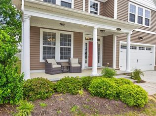 34 E Berkley Dr, Hampton, VA 23663