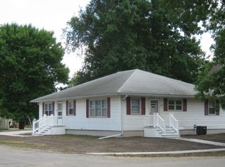 219 N Oak St #219, Donnellson, IA