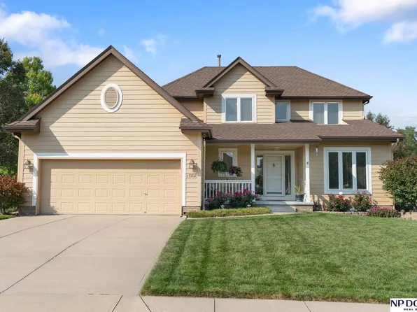 13708 Camden Ave, Omaha, NE 68164