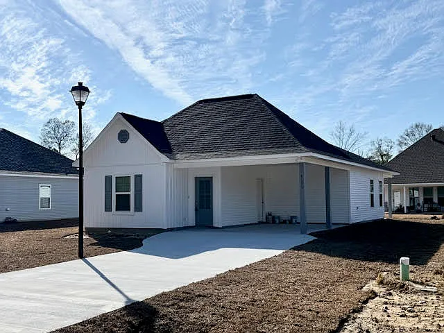 41361 Greystone Ln — Photo 2