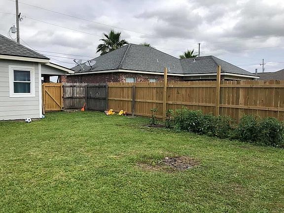 4th image of 403 Charlotte Dr
