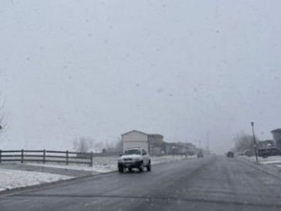 Exterior Neighborhood (street photo)