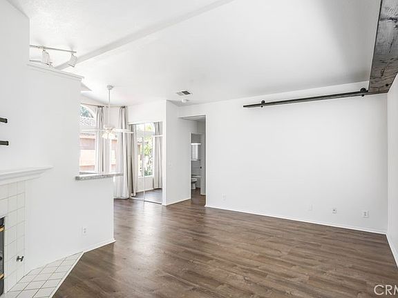 5th image of 19431 Rue De Valore APT 8A