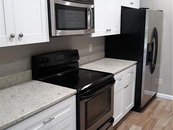 2nd image of 16204 Rambling Vine Dr W
