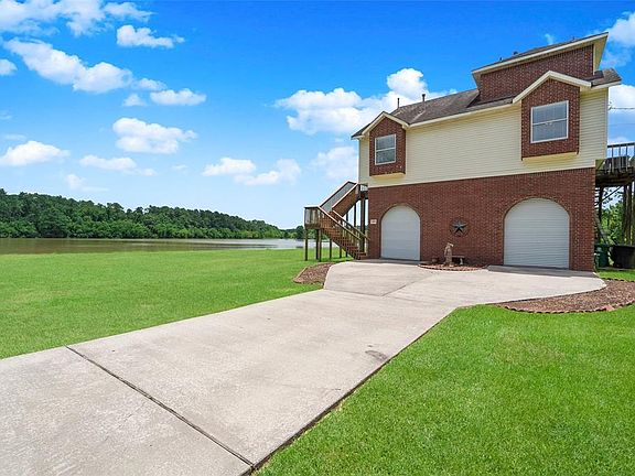 5th image of 3210 Blue Lake Dr