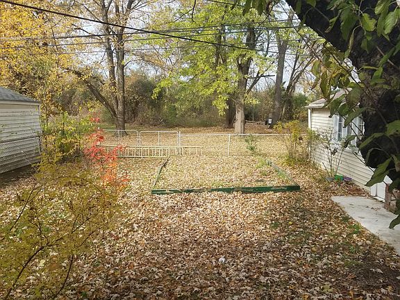 2nd image of 1520 Culver Ave