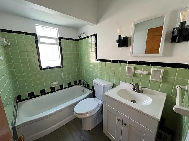 2 bed, 1024 sqft, $1,300 — Photo 4