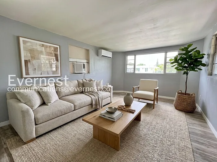 1 bed, 1.0 bath, 595 sqft, $1,195 — Photo 2