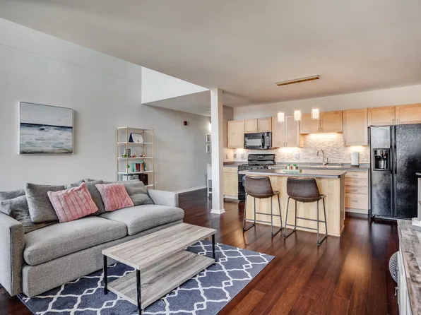 1829 3rd Ave S APT 213, Minneapolis, MN 55404