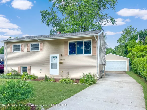 3500 S Catherine St, Lansing, MI 48911