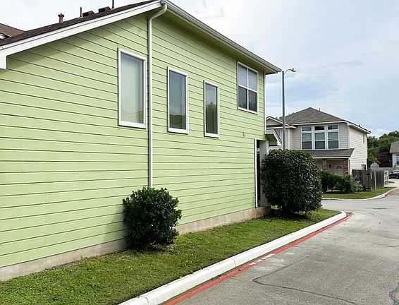 3rd image of 7226 NORMAN LN