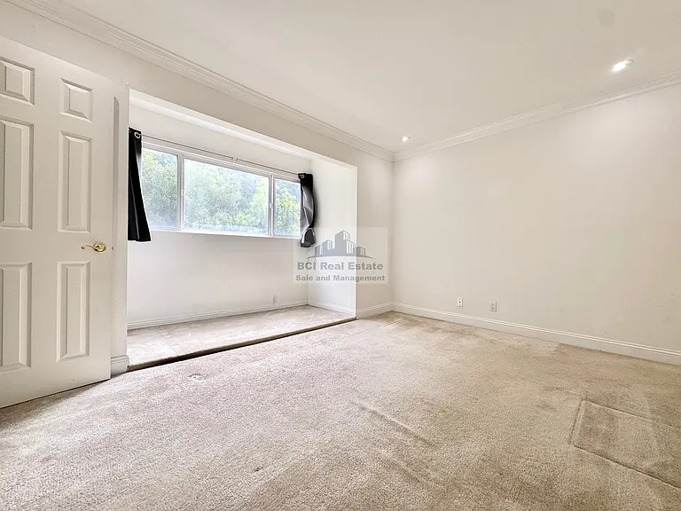 6 Topaz Way — Photo 26