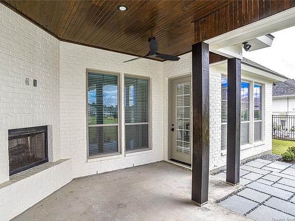4th image of 4111 Oleander Dr