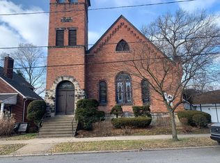 525 4th St APT 4, Oakmont, PA