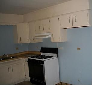 2nd image of 666 Congress St