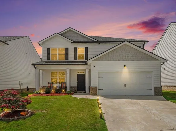 351 Pepin Ct, Hoschton, GA 30548
