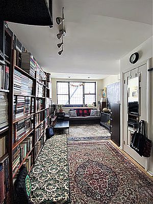 5th image of 1729 2nd Ave Ph C