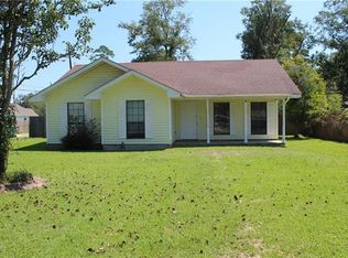 442 Cedar Ln, Ponchatoula, LA 70454