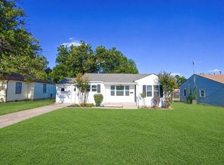 214 N 17th St, Chickasha, OK 73018