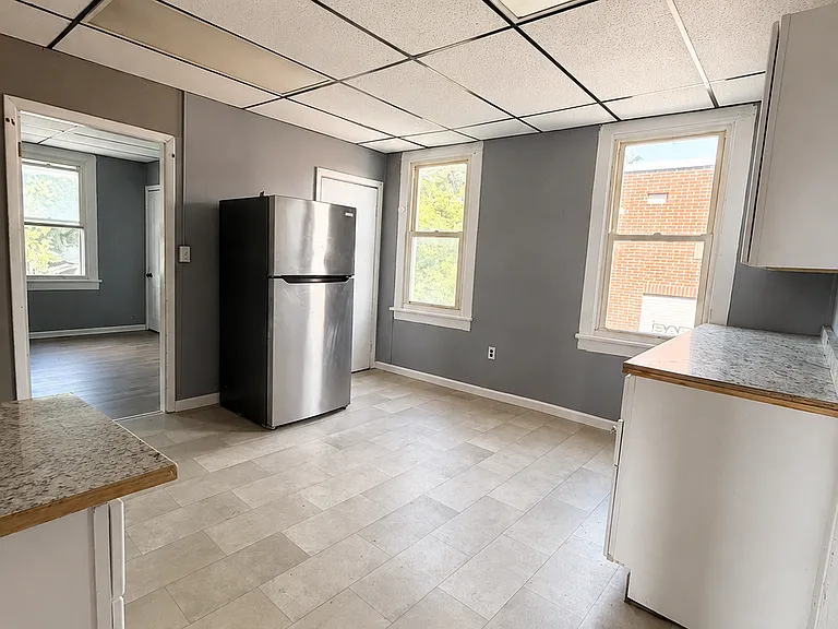 24 107th St #2 — Photo 3
