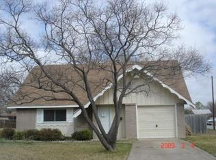 3201 W Rochelle Rd, Irving, TX 75062