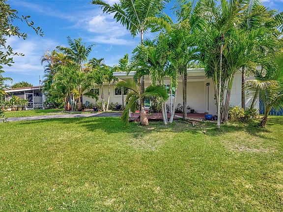 2nd image of 9730 Bahama Dr