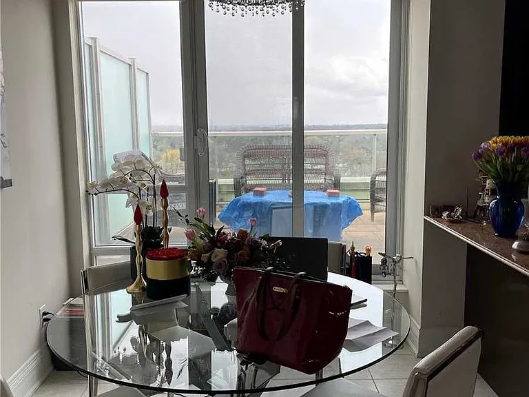 10 Bloorview Pl #1512 — Photo 8