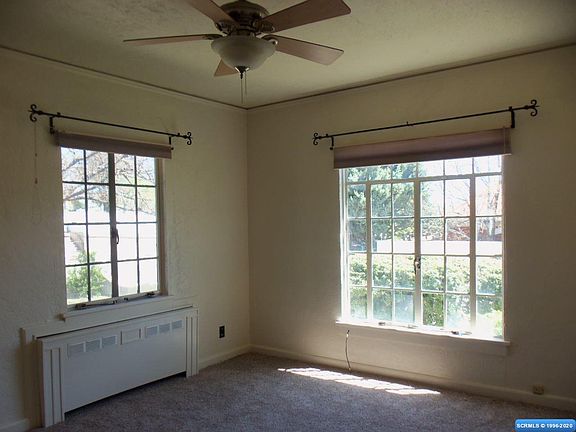3rd image of 807 W College Ave