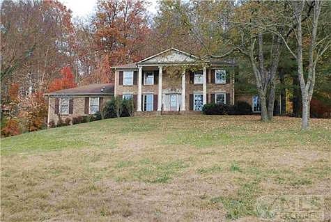 1st image of 892 Lakemont Dr