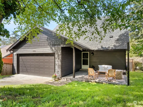 1710 34th Street, Bellingham, WA 98229